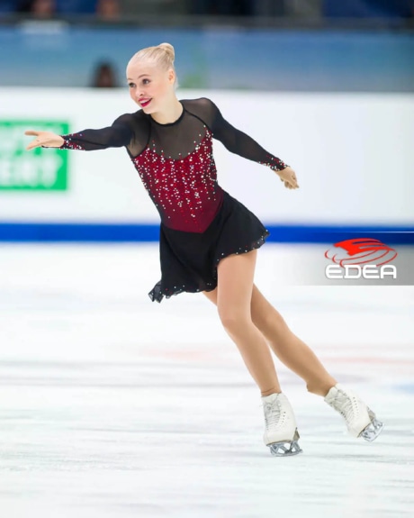 Ice Gallery Skates U.S.